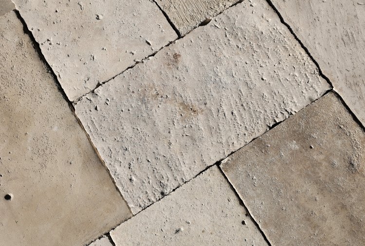 Oude Dallen uit Frankrijk van kalksteen