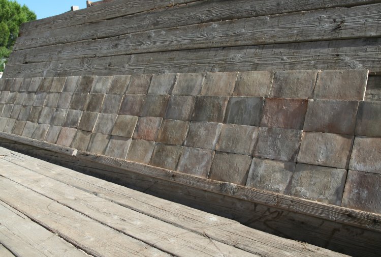langwerpige terracotta tegels