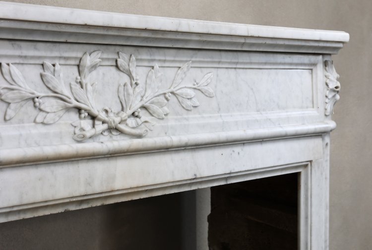 oude franse carrara marmeren mantel