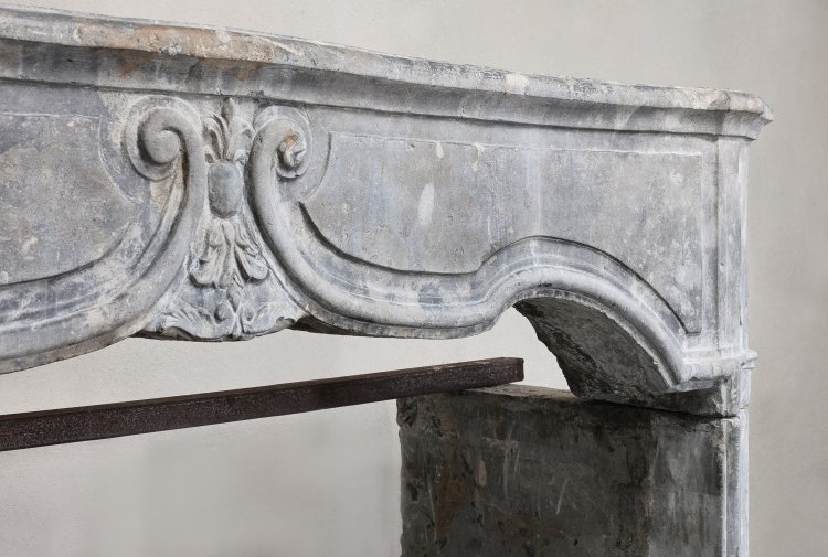 Louis XV stijl mantel