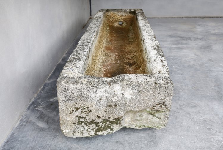 Antieke trog
