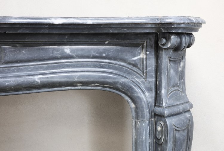 Pompadour stijl mantel 