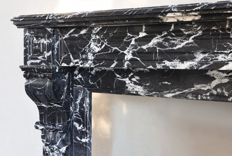 Nero Marquina marmer open haard