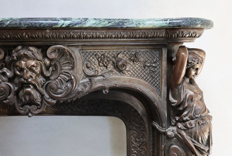 Rococo stijl mantel