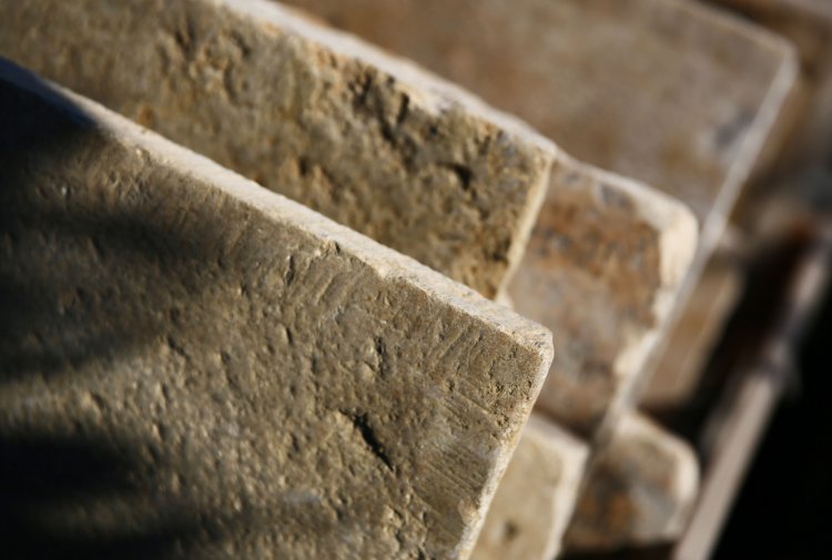 oude franse kalksteen vloer