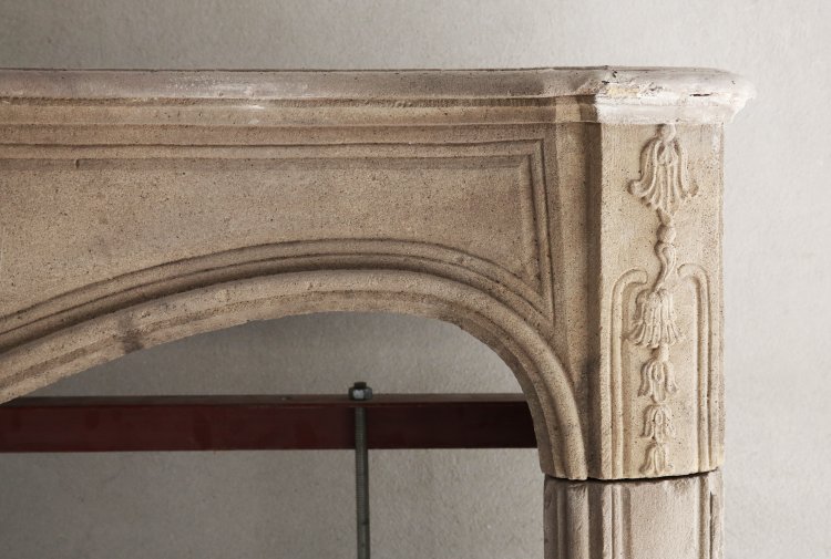 Louis XV mantel 