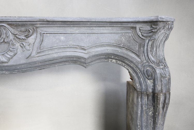 grijze marmersteen mantel