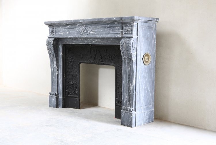 Louis XVI mantel