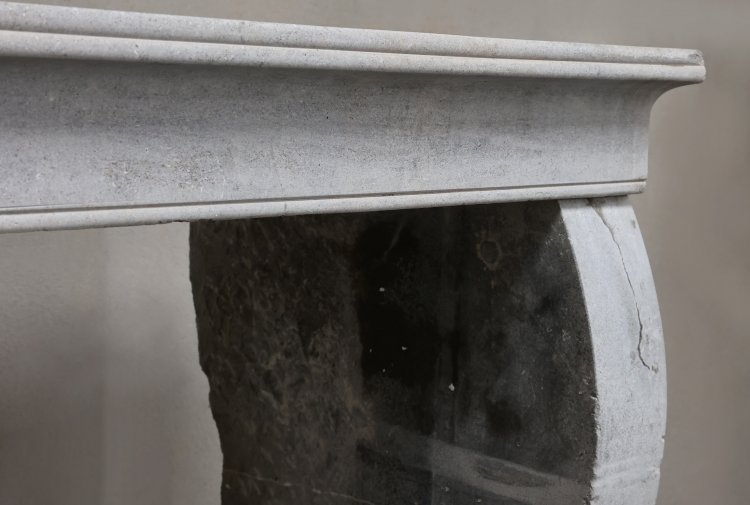 oude grijze mantel