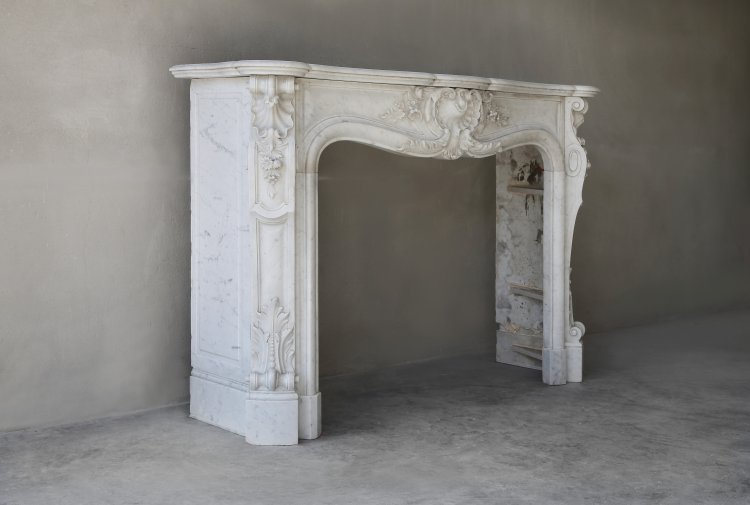 Louis XV mantel