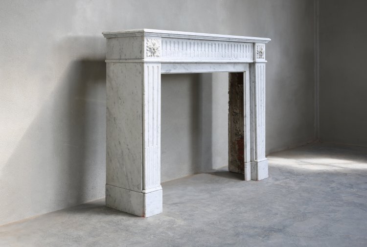 Louis XVI mantel